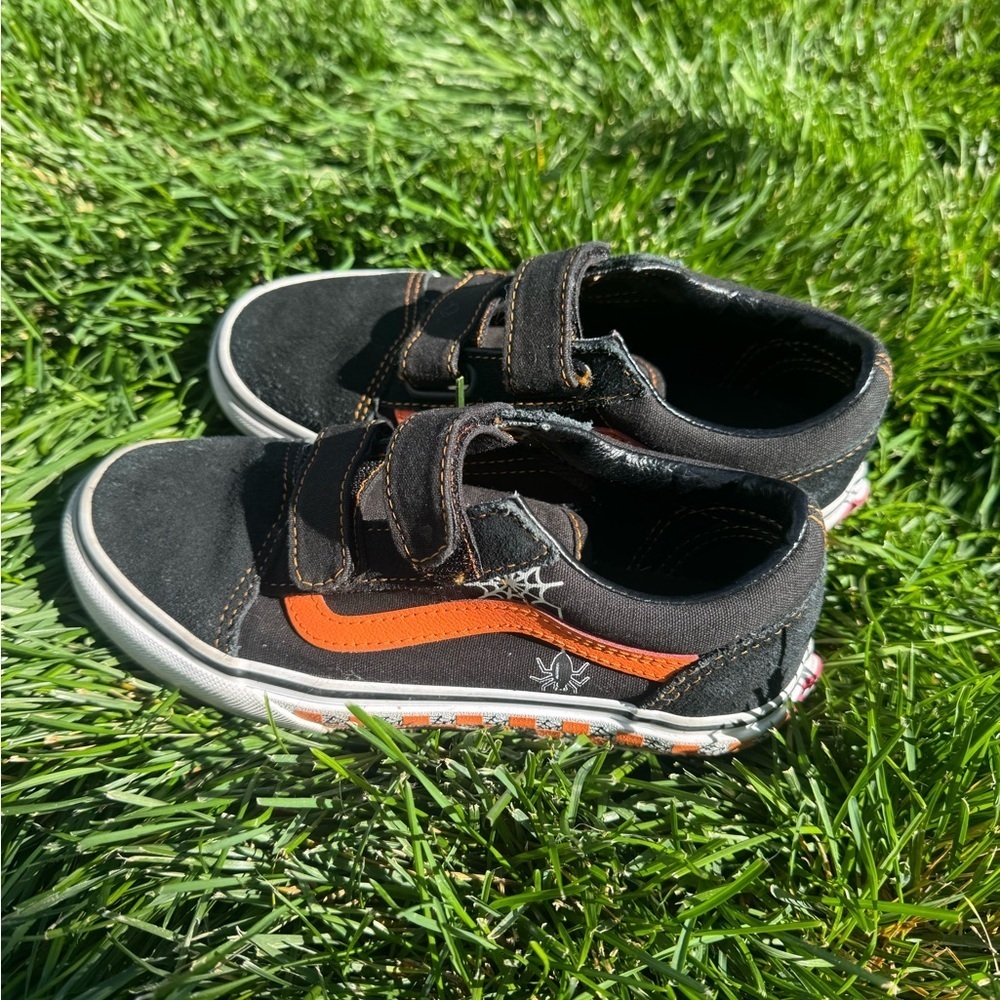 Boys size 2 Halloween Black Vans